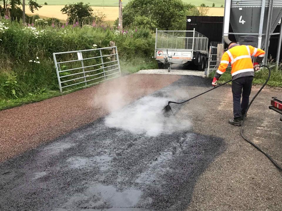 Farm Yard Preparation, Tarmac Binder and Surface Dressing 