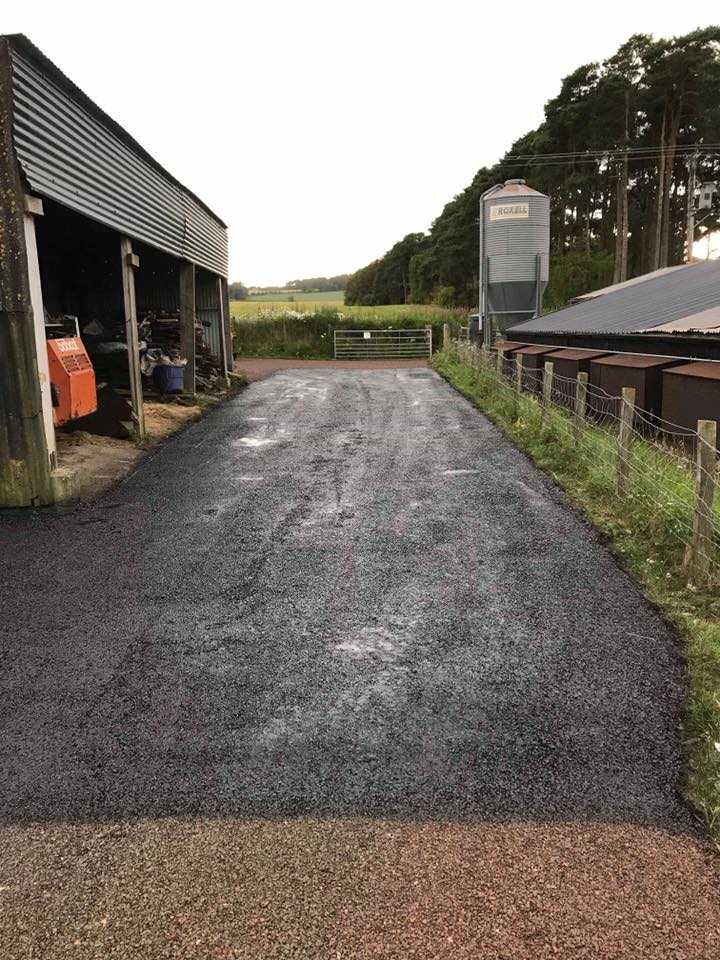 Farm Yard Preparation, Tarmac Binder and Surface Dressing 