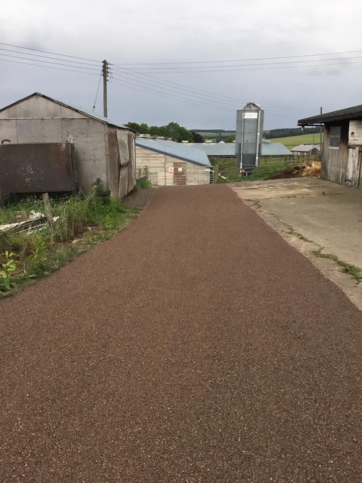 Farm Yard Preparation, Tarmac Binder and Surface Dressing 