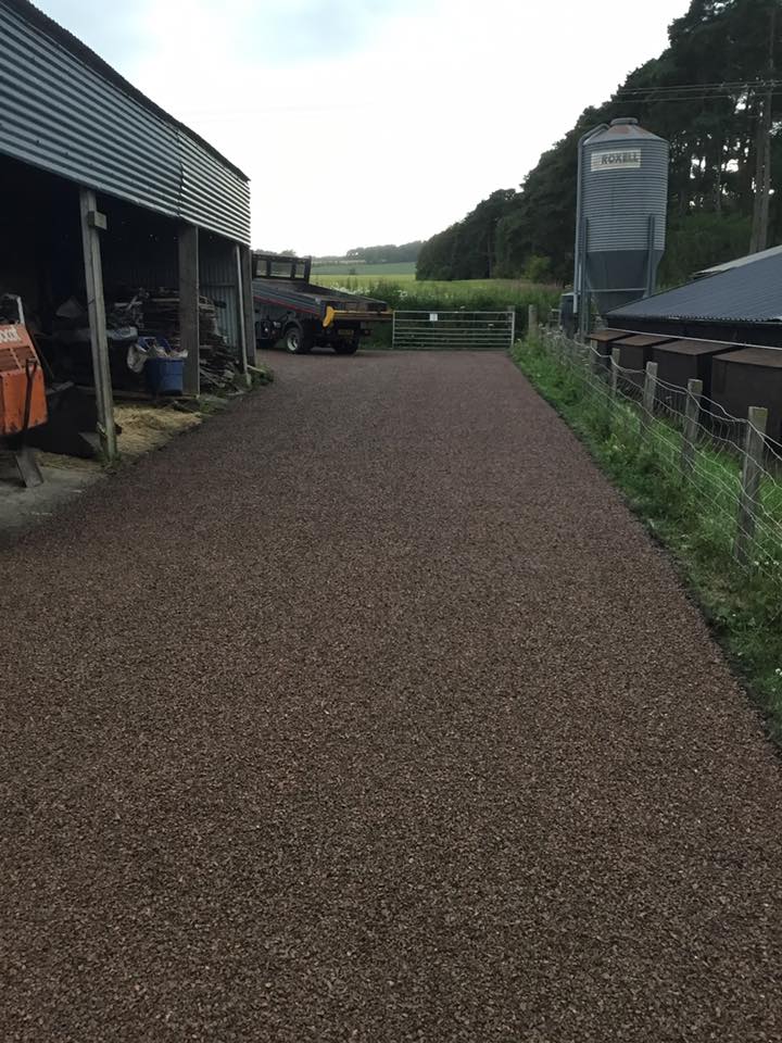 Farm Yard Preparation, Tarmac Binder and Surface Dressing 