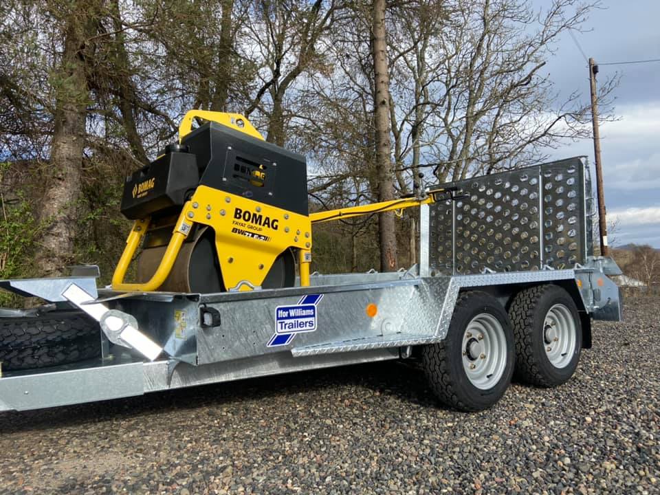 BOMAG BW71 E-2 Roller + IFOR WILLIAMS GH1054 Plant Transport Trailer