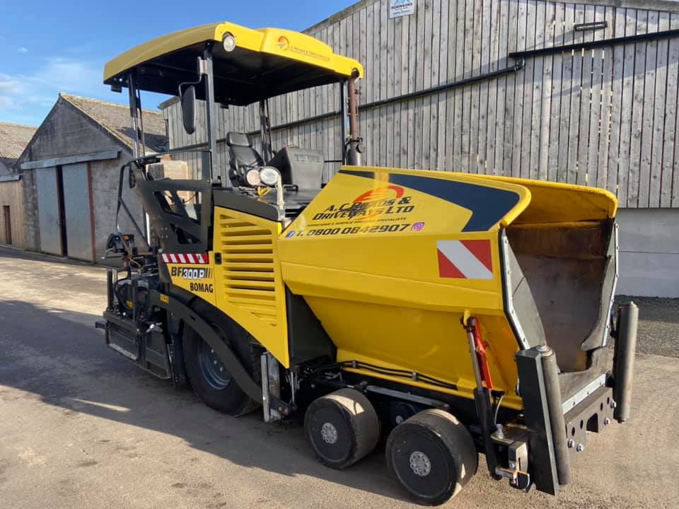 Bomag BF300 Tarmac Paver