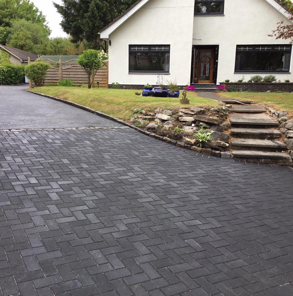 Design, Install Tarmac Driveway with Block Paving Entrance