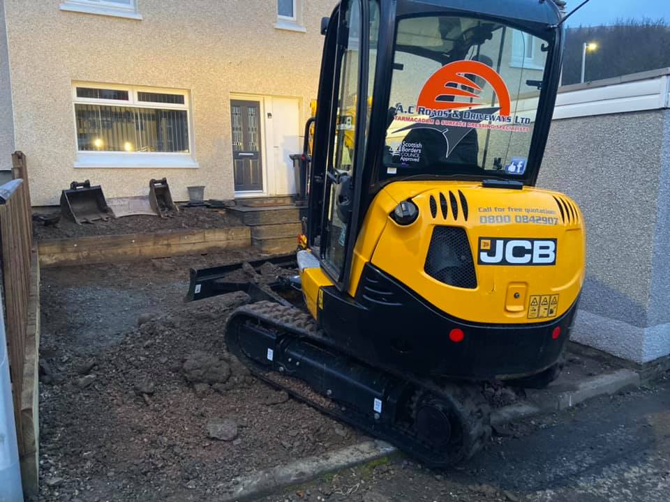 New Tarmac Driveway - Innerleithen, Borders