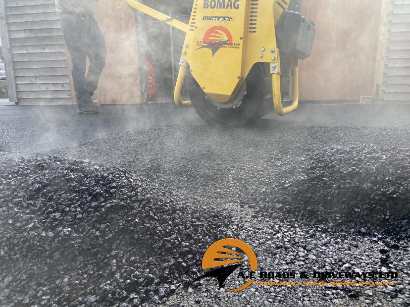 Tarmac Driveway with Drainage, Kerbing and Manhole Covers