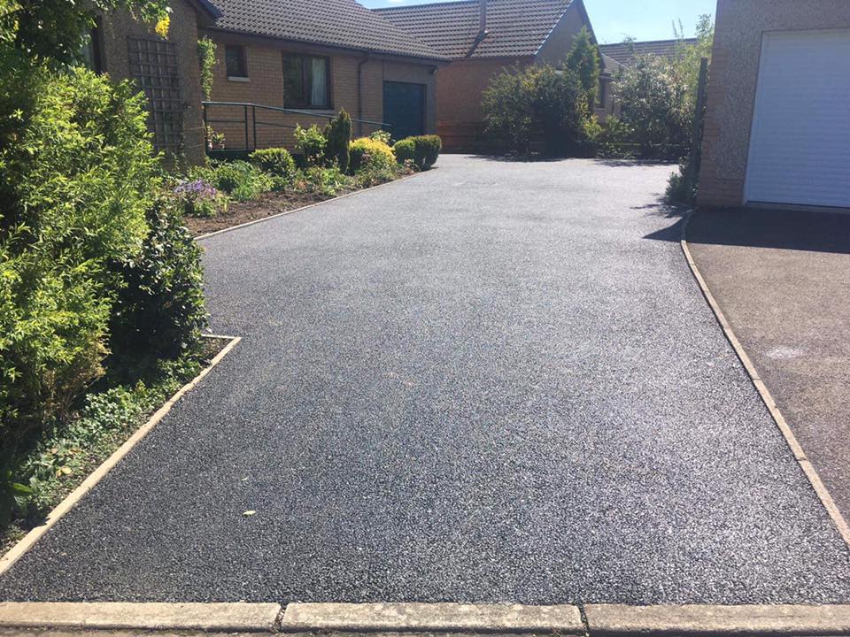 Tarmac Driveway with Edging Stones