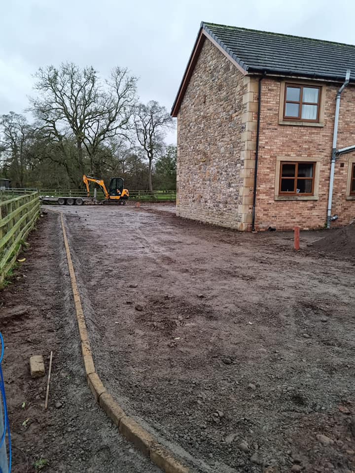 new driveway and roadway levelling work