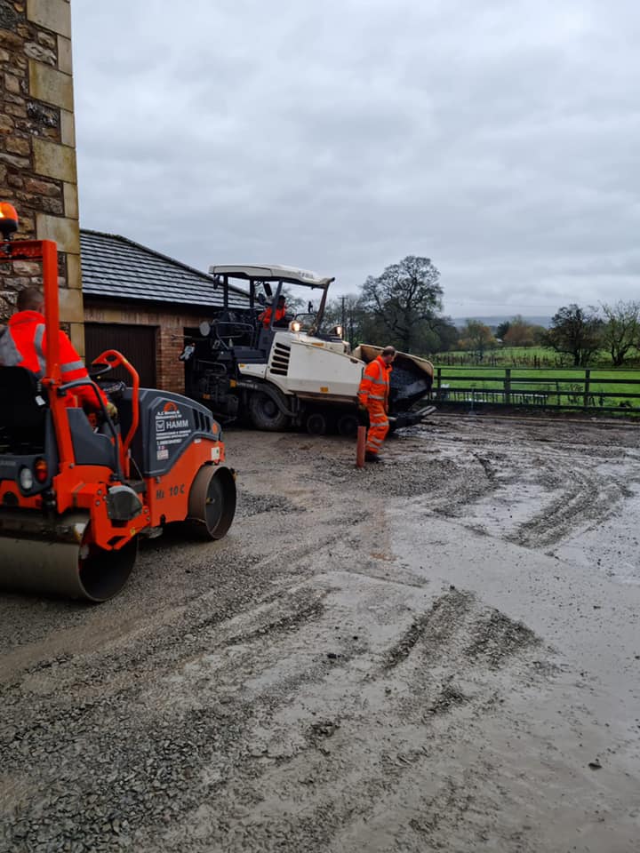 new driveway and roadway levelling work