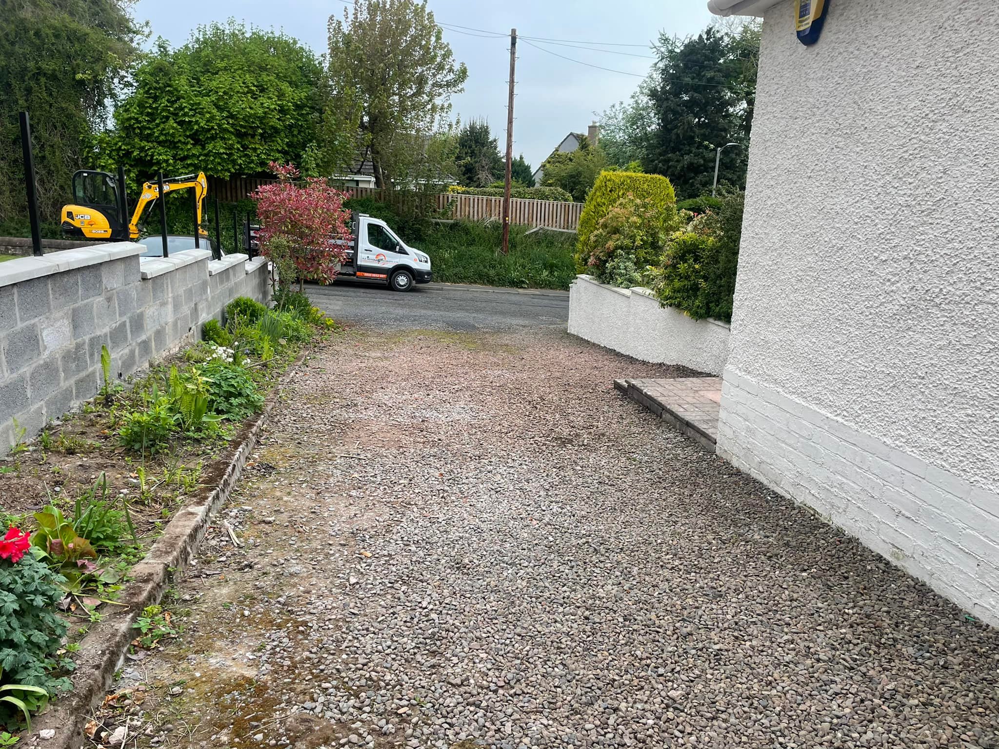 Upgrade Chipped Driveway for Bungalow