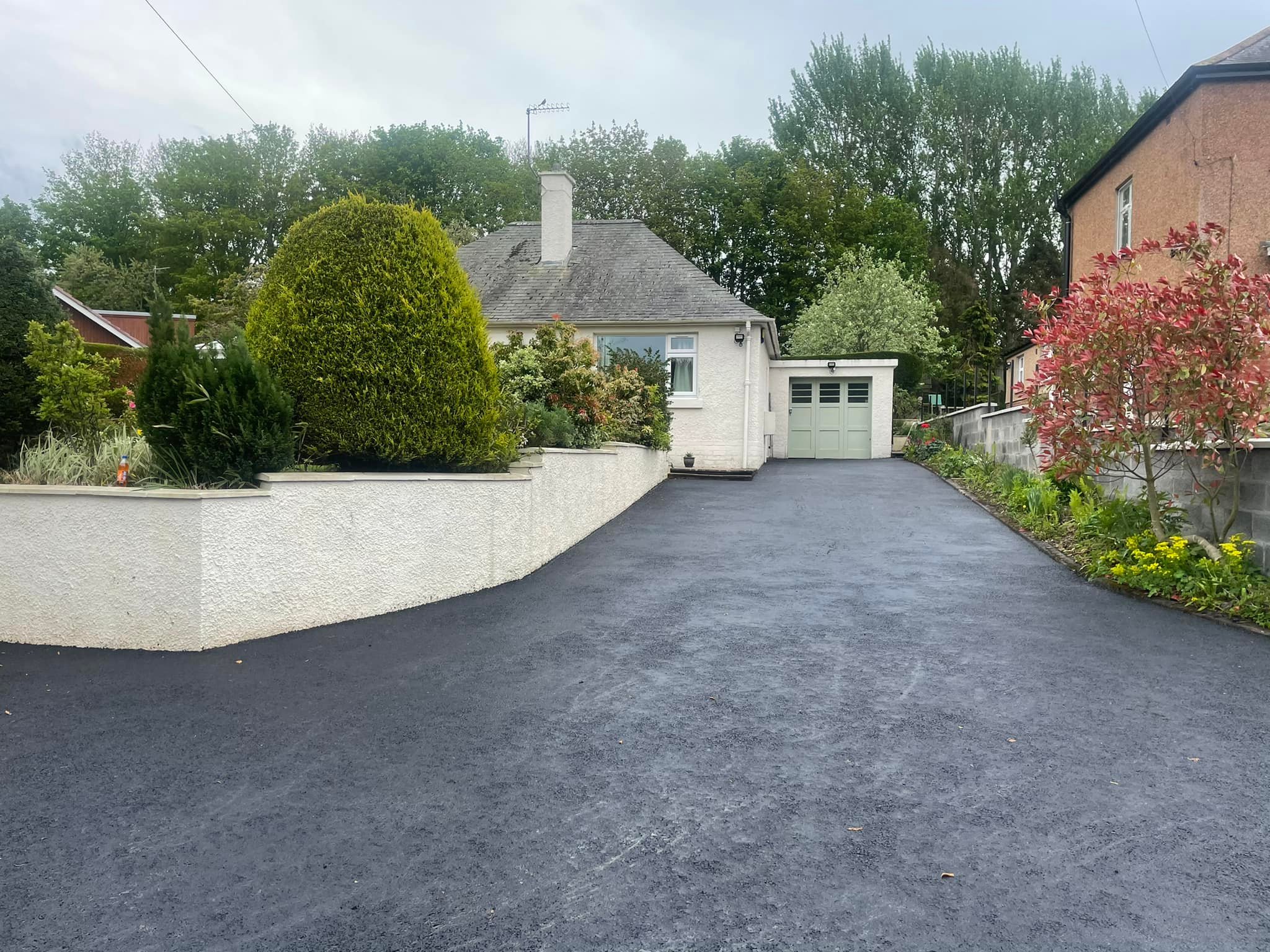 Get a New Tarmac Driveway for Bungalow