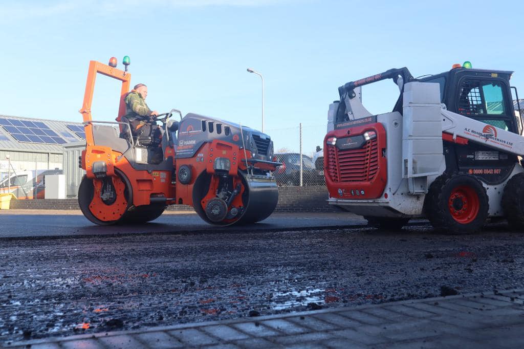 road surfacing plant hire roller & bobcat