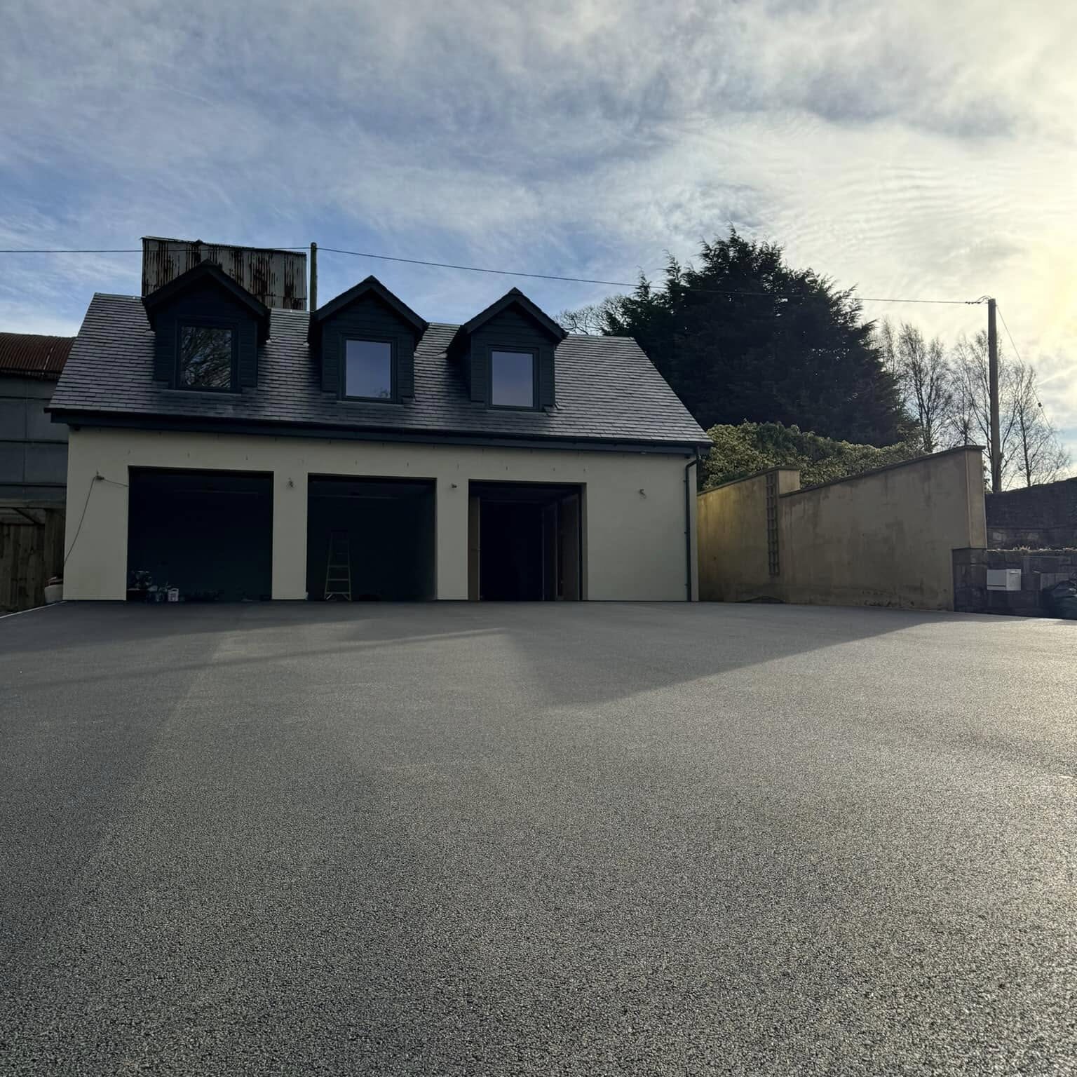 Tarmac Driveway to Garages - Edinburgh