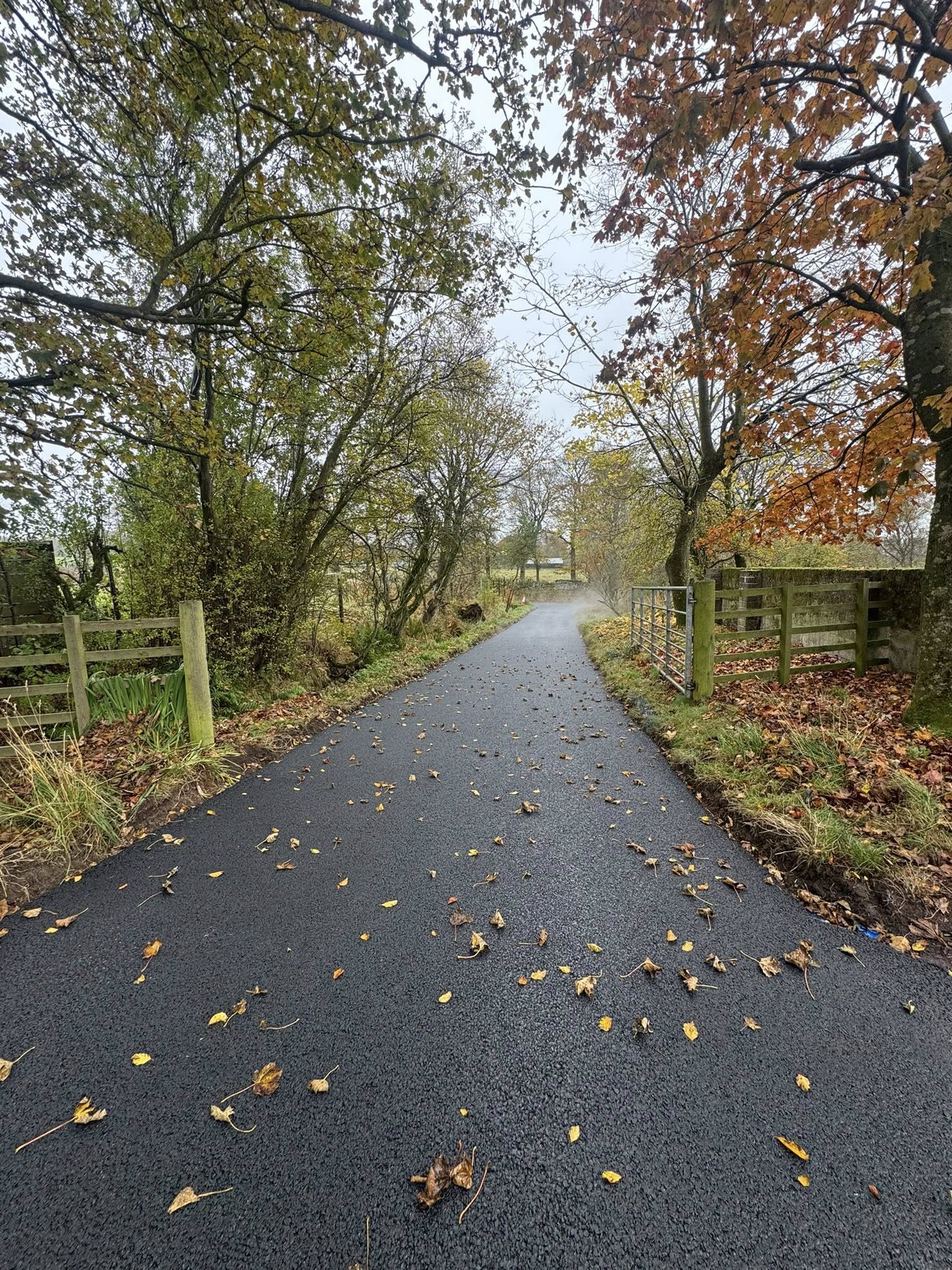 Tarmac Farm Road, Courtyard - Lanarkshire