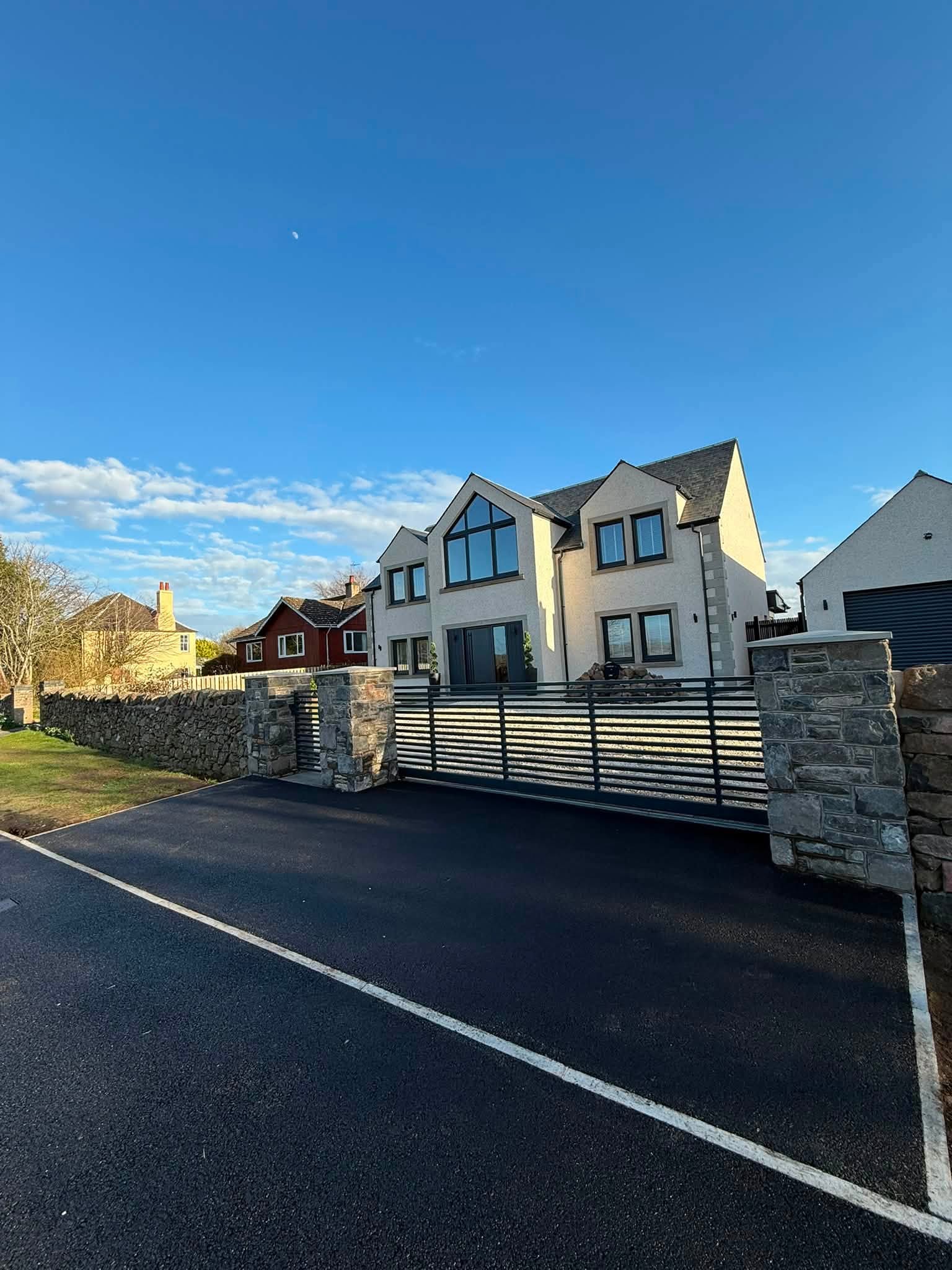 Tarmac Driveway with Dropped Kerb Access - Council Approved Contractor